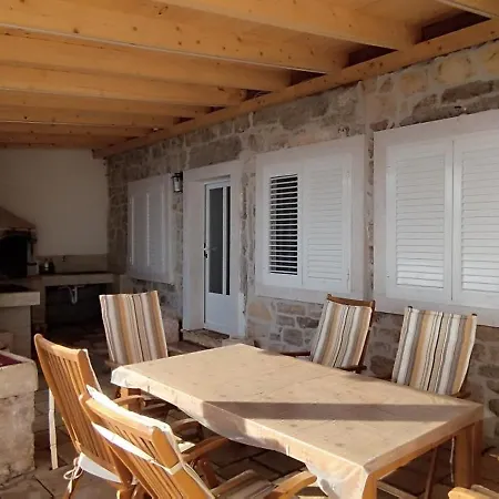 Orebic Adriana * Borje